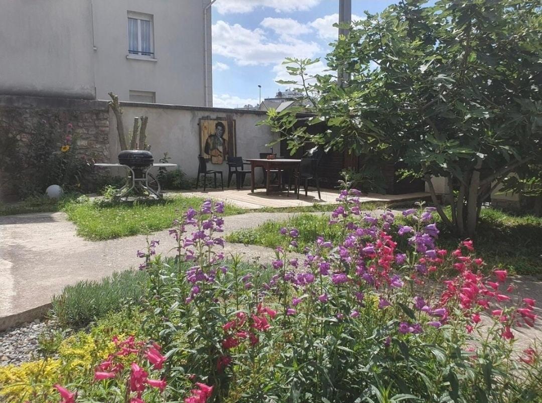Gare En Face A Pied - Paris 10Mn - Parking Prive Gratuit - De 1 A 8 Personnes - Souplex - Tout Equipe - Entierement Renove Montmagny Esterno foto